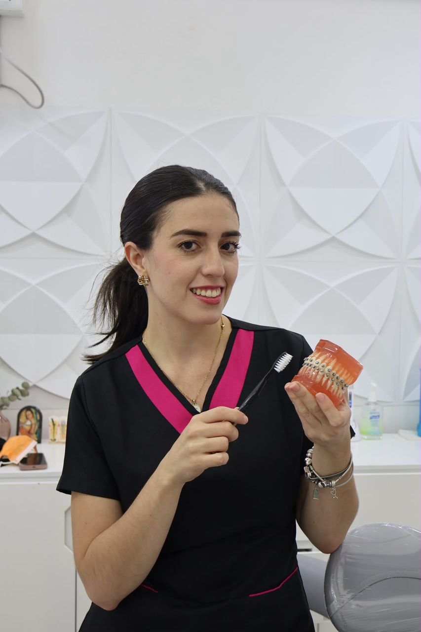Dra. Fátima Hernández, odontología general en Dental San Javier, Lagos de Moreno